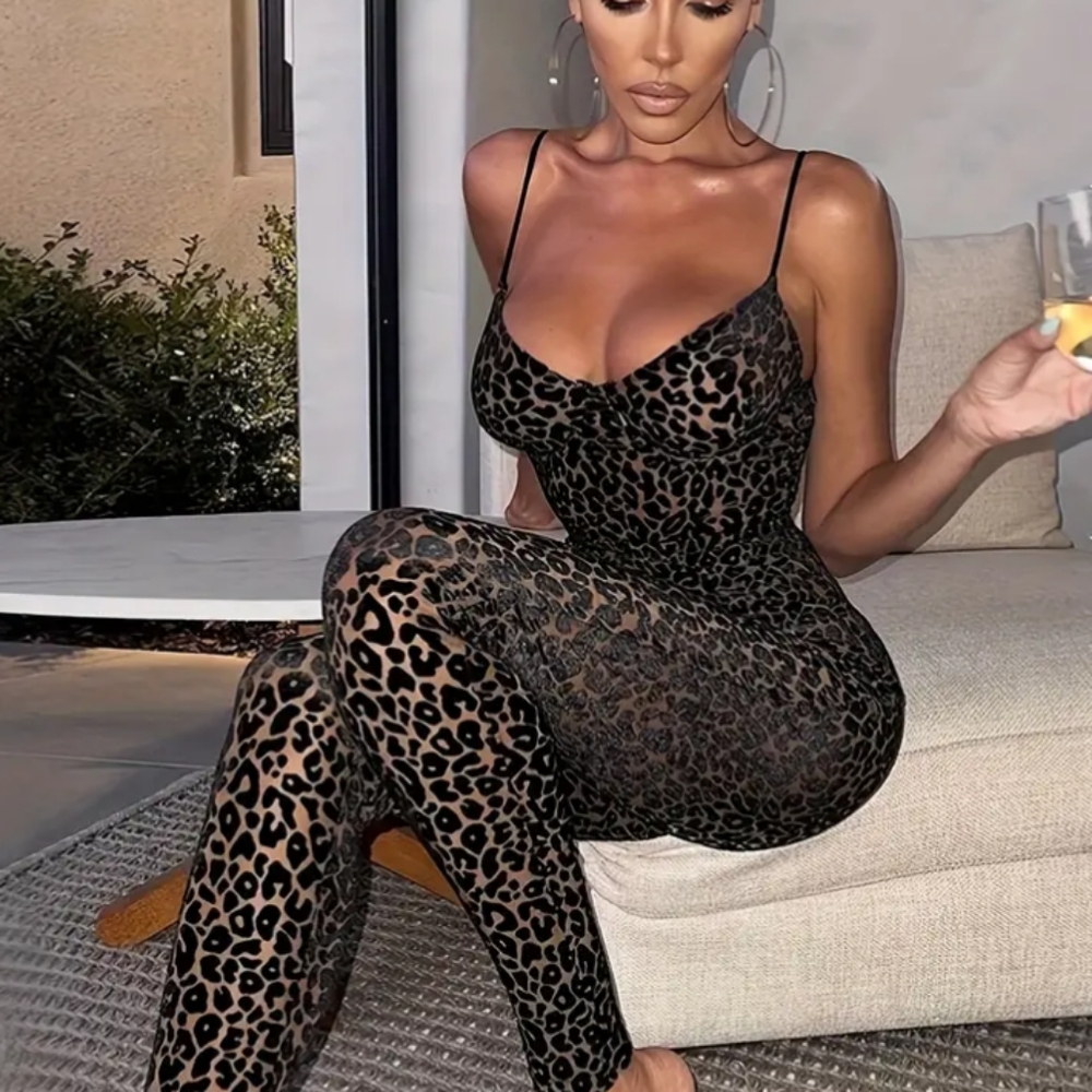 LEOPARD ANIMAL PRINT FULL BODYSUIT-EXTREMELY SEDUCTIVE